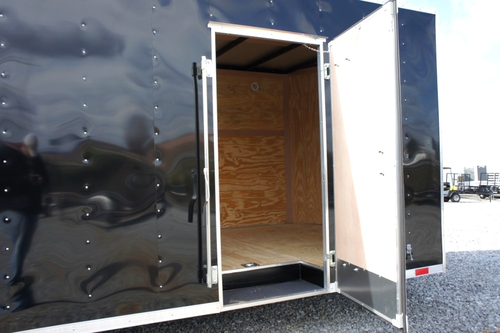 Homesteader 20 X 8.5 Enclosed Trailer Cargo Trailers 