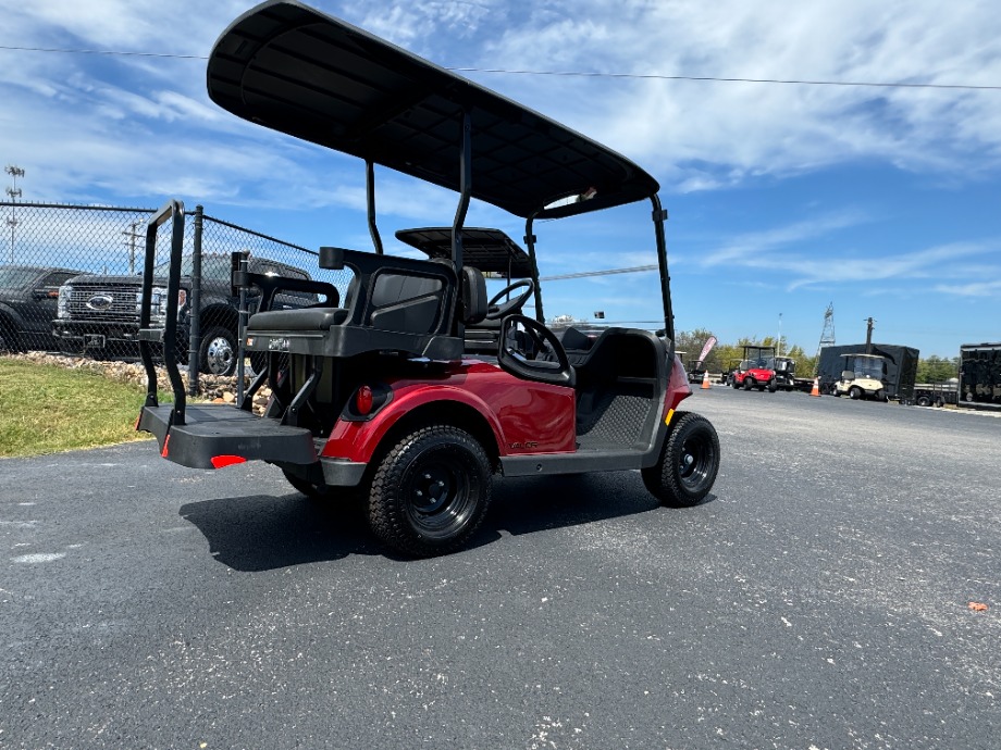 2025 EZGO Gas Valor 4 TN Golf Cars 